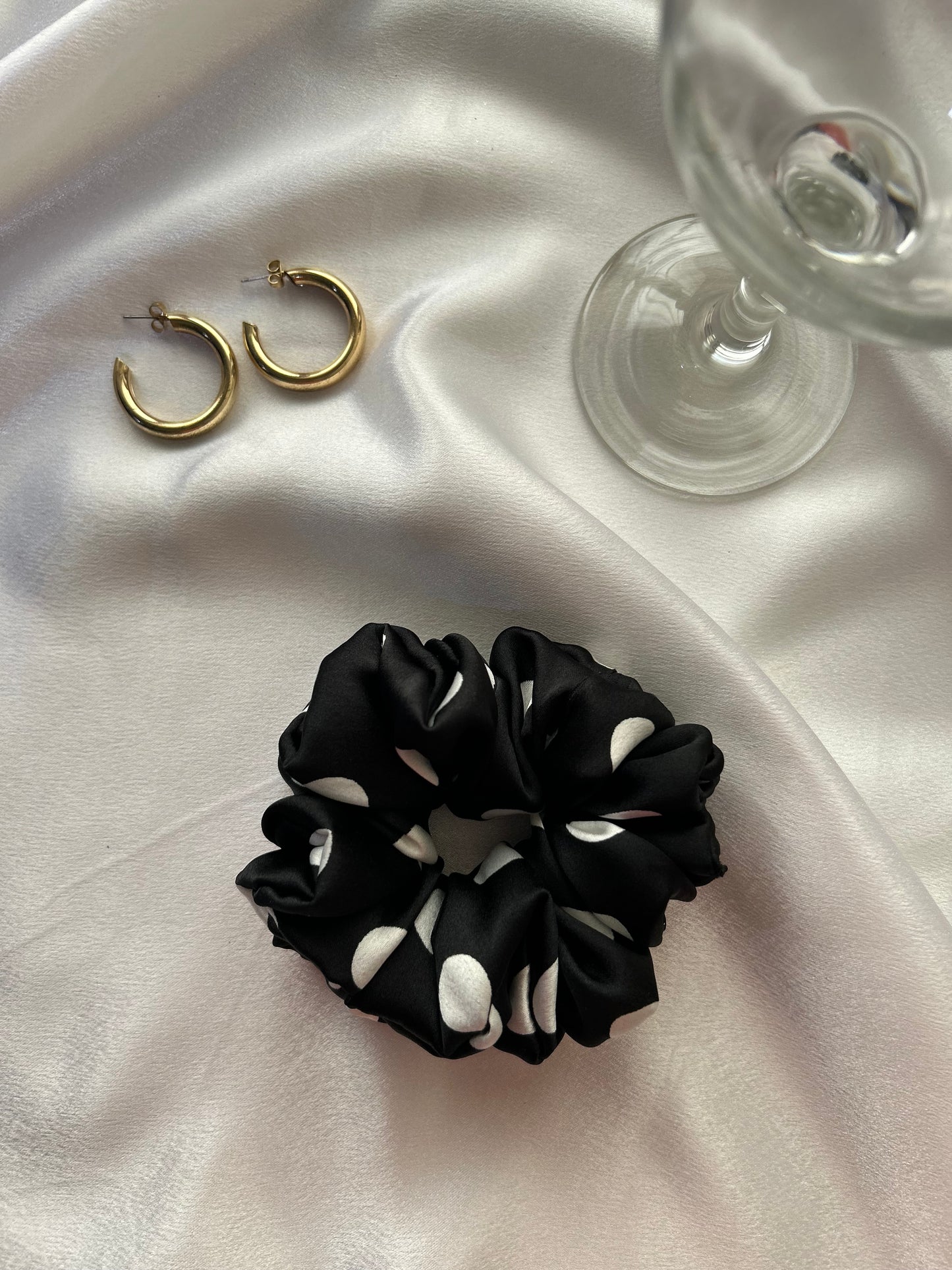 Black polka