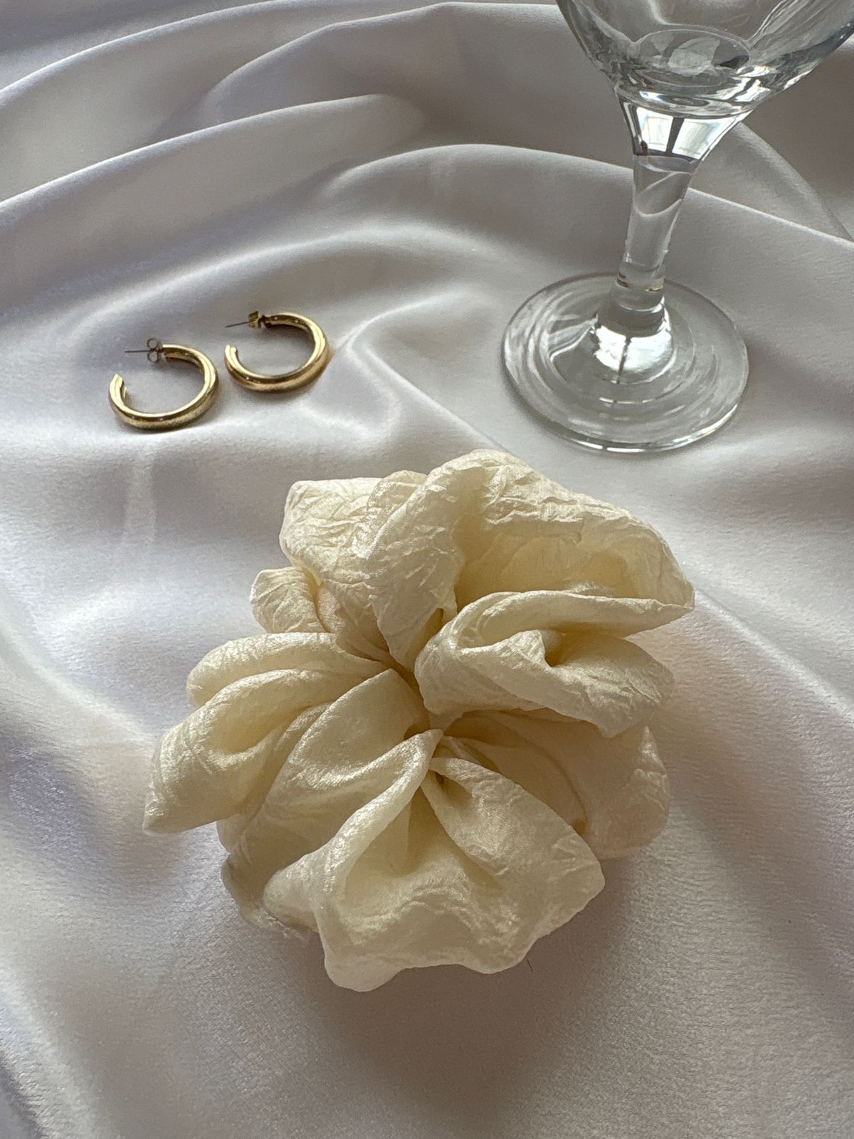 Lightweight romantic organza hair accessory